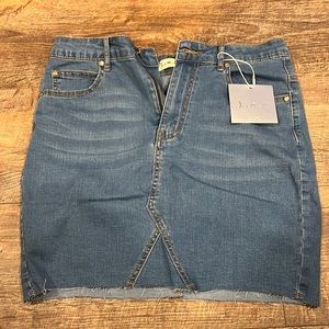 Jean skirt. New with tags! Size medium/8-10.